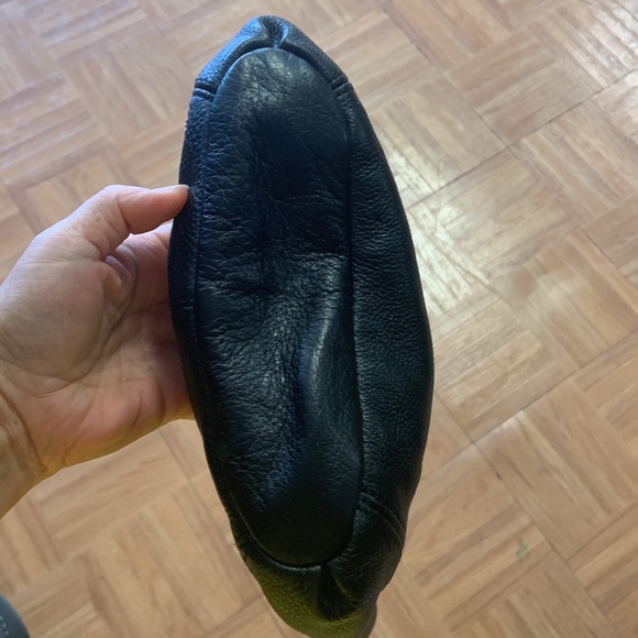 The Sak Leather Pocket Book - Picture 4 of 4